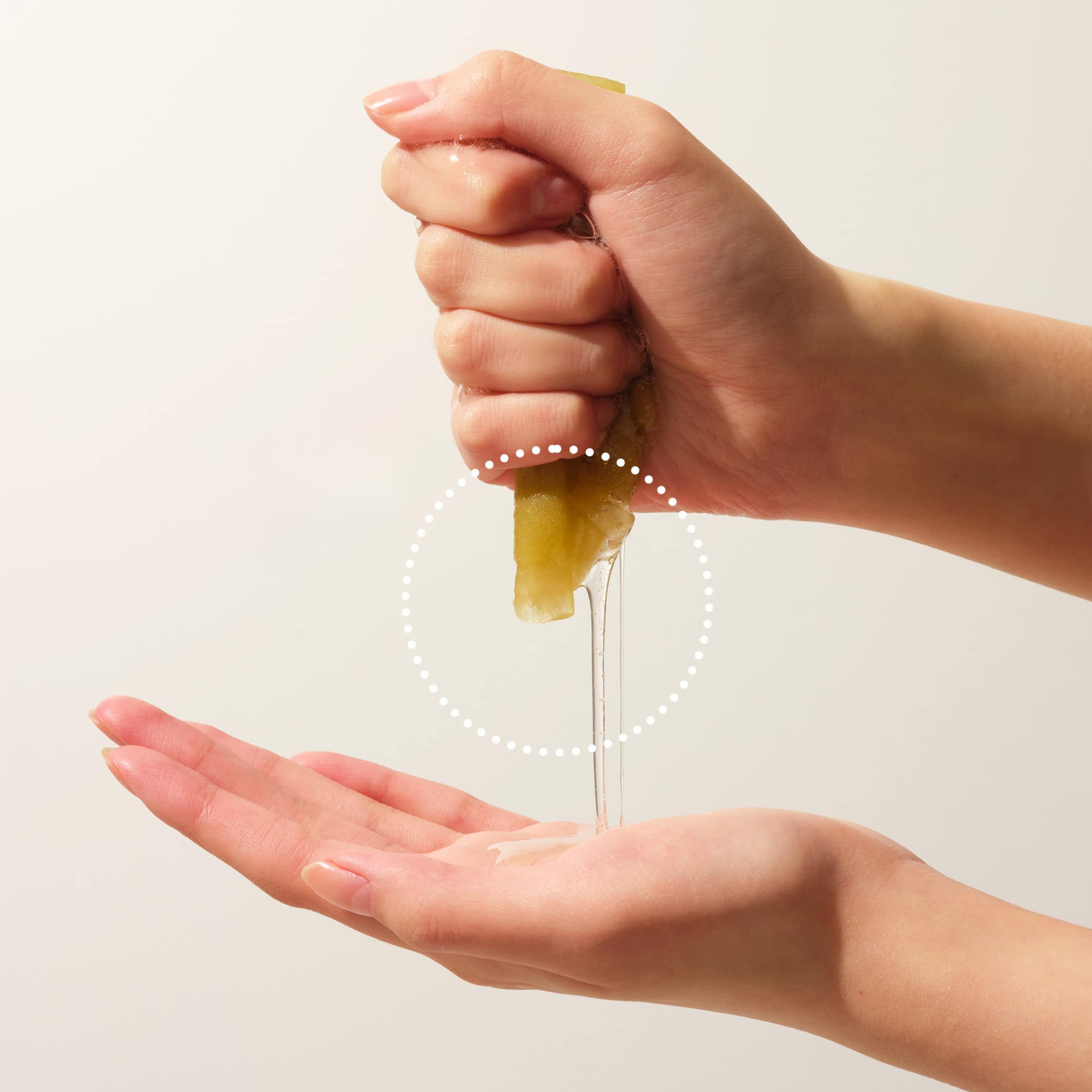 HEVEBLUE Salmon Caring Centella Green Mask